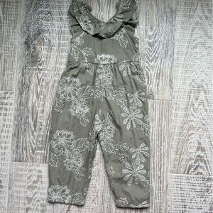 Zara kids embroidered ruffle jumpsuit with floral design green white size 3/4